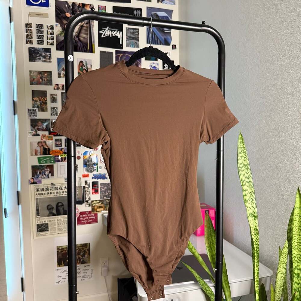 Skims Soft Short Sleeve Bodysuit
